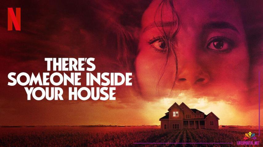 فيلم There's Someone Inside Your House 2021 مترجم